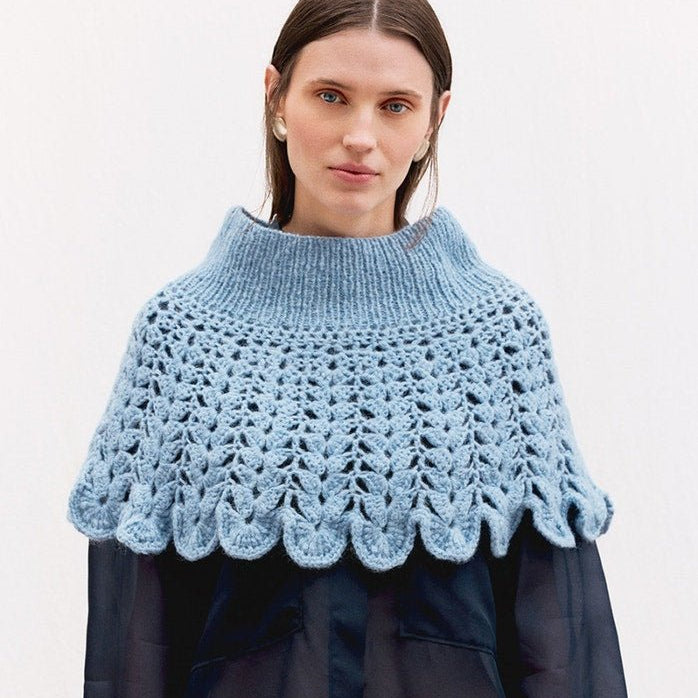 2026-15 Flowerfield Poncho - Sandnes Garn