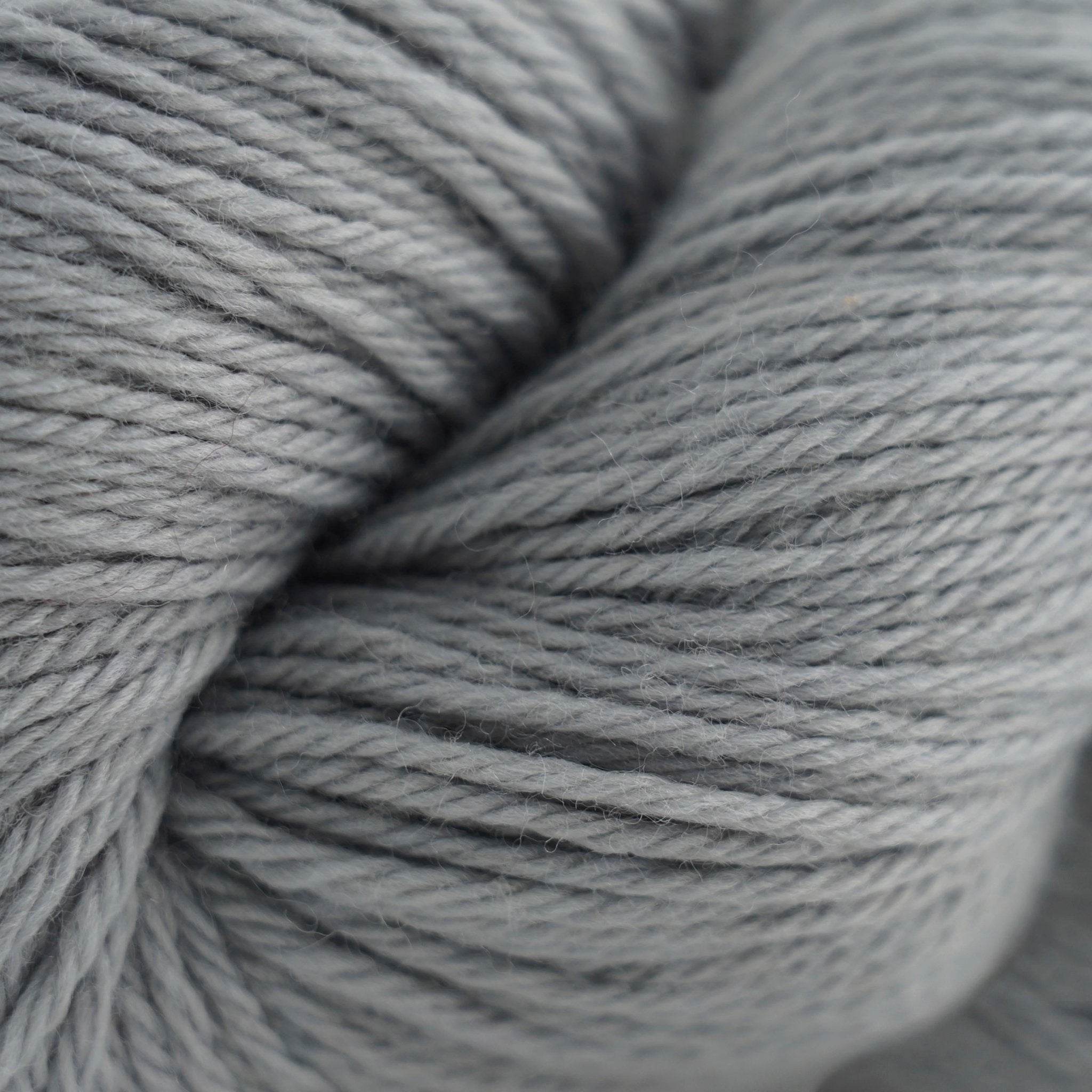 8509 - Gris Perle 220 WOOL - Cascade Yarns