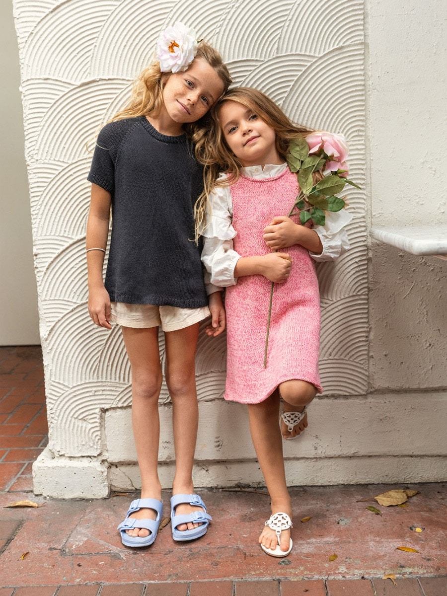 2405-02 Minnie Dress Junior - Sandnes Garn