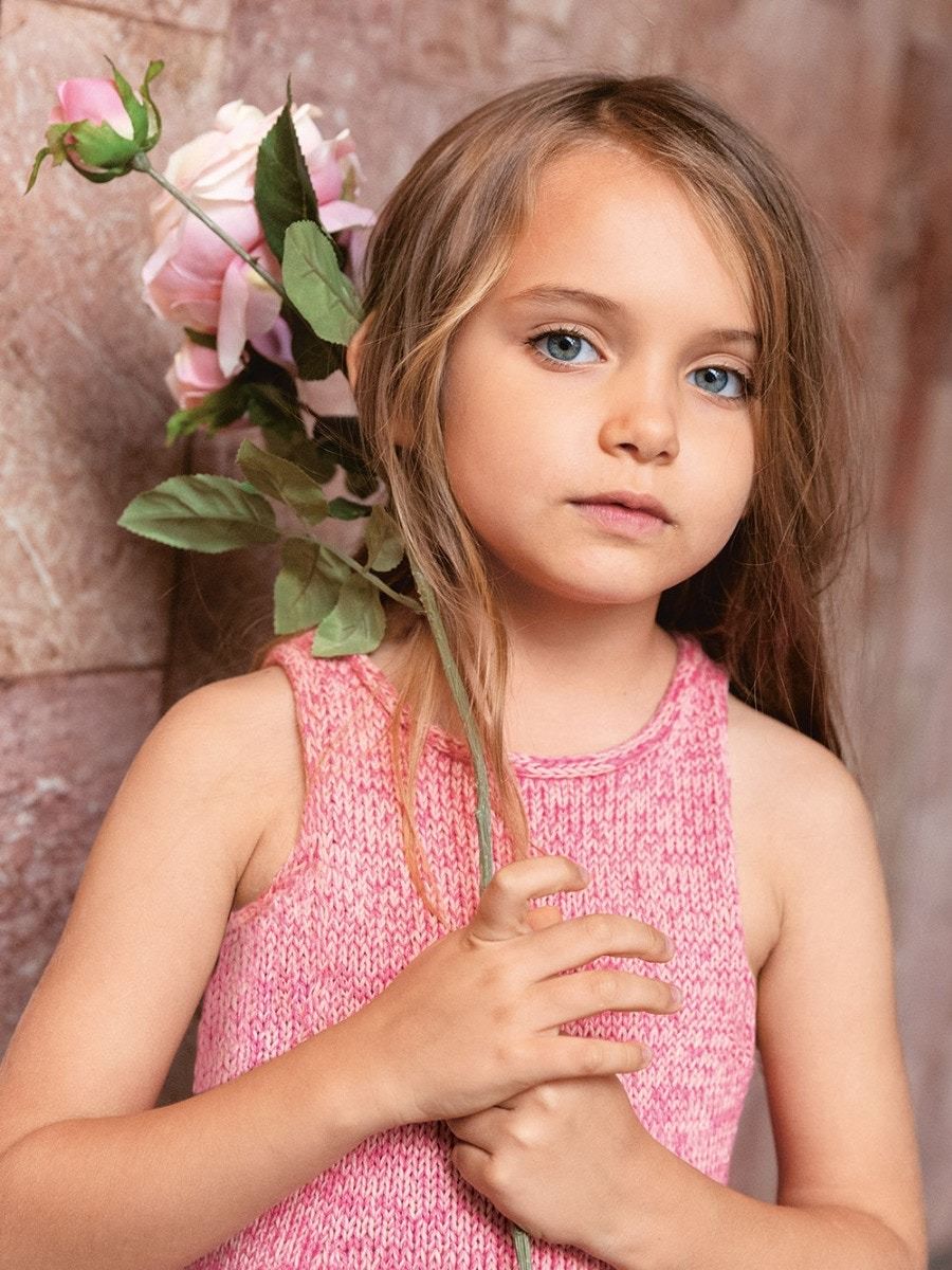 2405-02 Minnie Dress Junior - Sandnes Garn