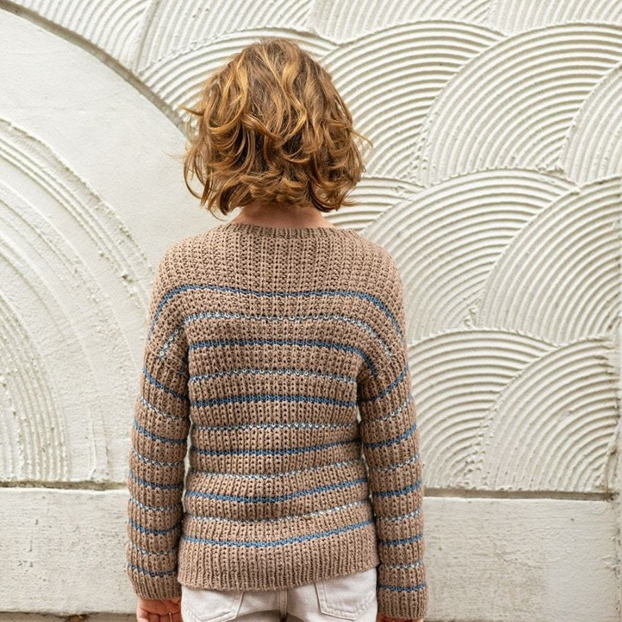 2405-03 Sebbe Sweater Junior - Sandnes Garn