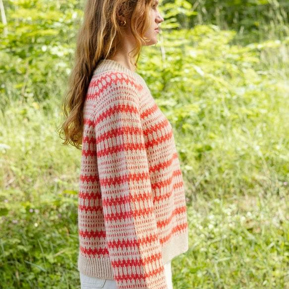 2410 - 04 Kleiva ladies sweater - Sandnes Garn