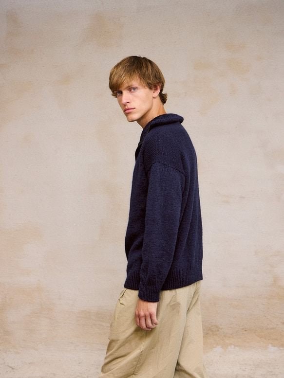 2412 Mr. / No. 4 Matthew Sweater Man - Sandnes Garn