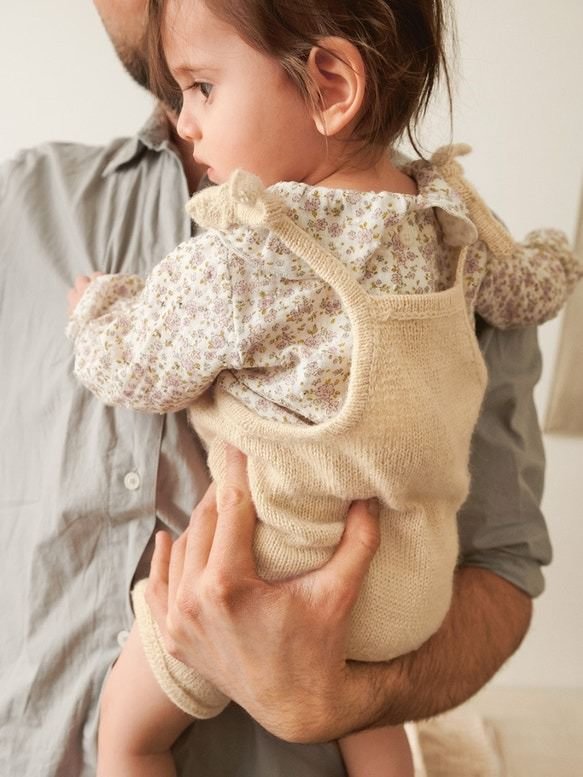 2505 - 2a & b Bunny Shorts baby - Sandnes Garn