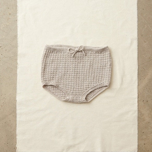 2505 - No. 3a Leo Tee Baby & 3b Leo Bloomer Baby - Sandnes Garn