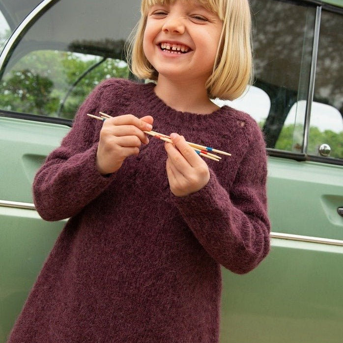 2506 - 08 Sweet Pea Dress Junior - Sandnes Garn