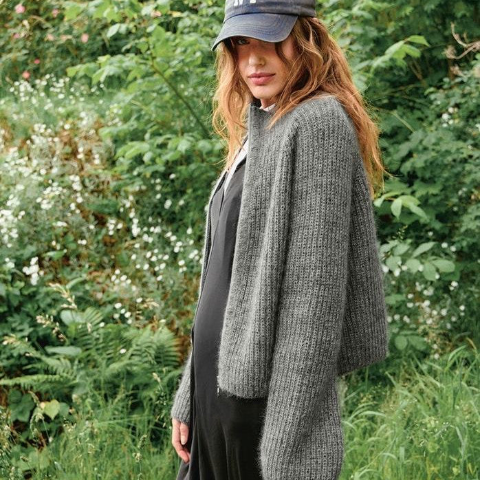 2507 - 10 Tia Zipper Jacket - Sandnes Garn