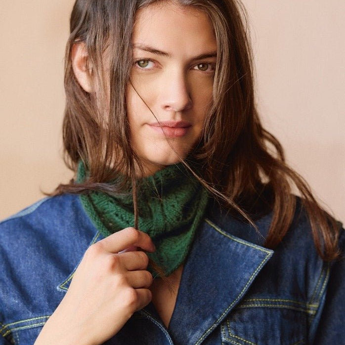 2508 - 4 Agnes Head Scarf - Sandnes Garn