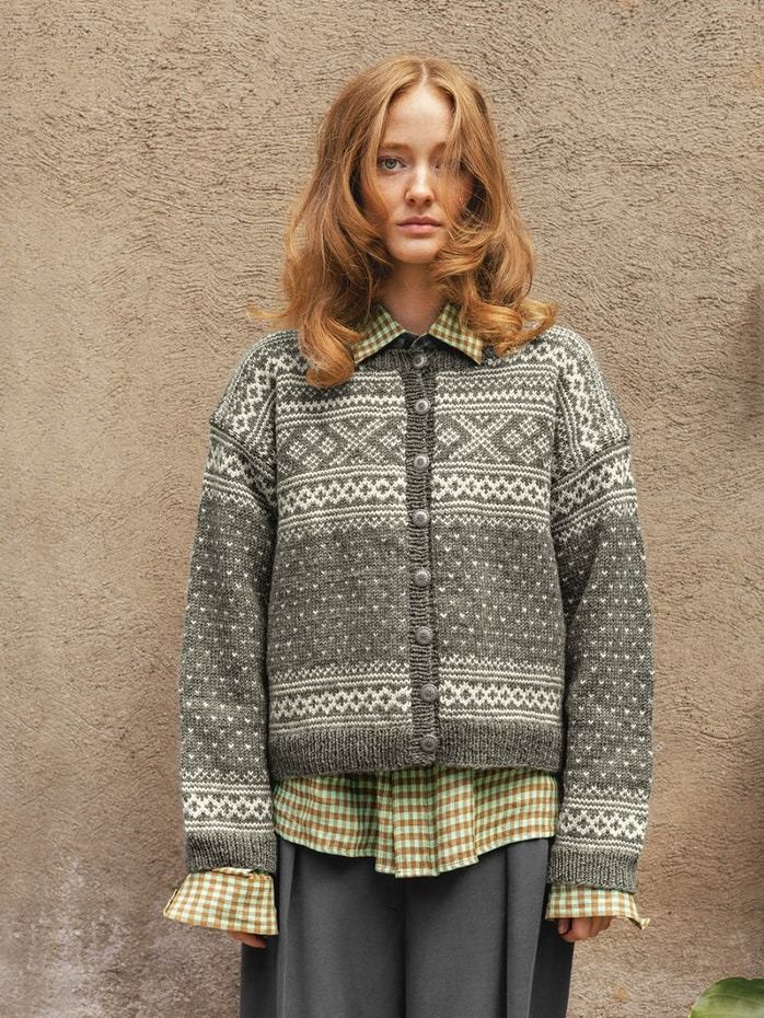 2510 - 6a - b Setesdal damekofte - Sandnes Garn