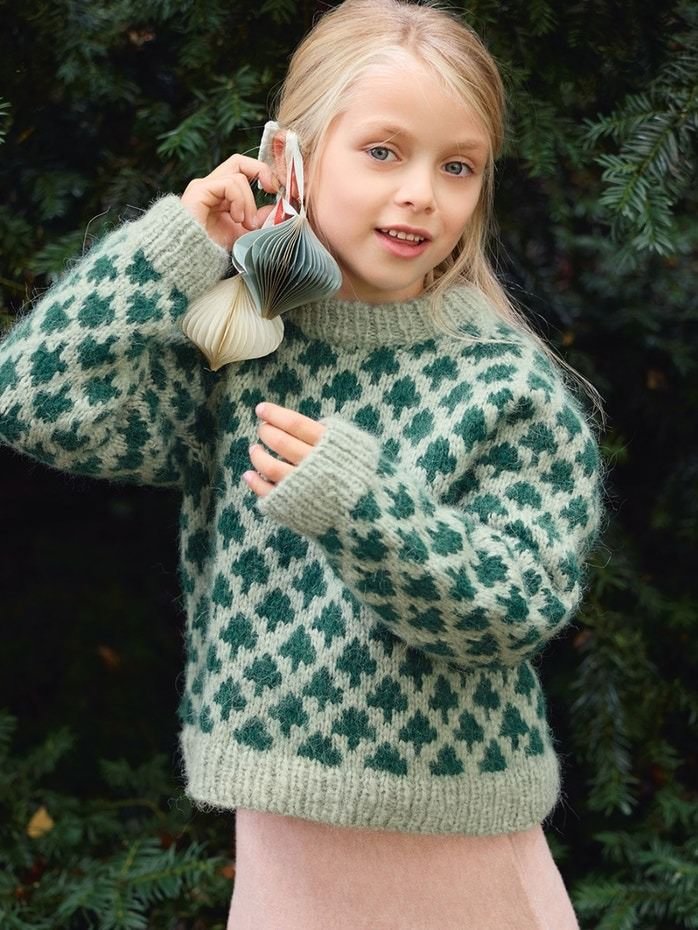 2511 - 1 Christmas Tree Sweater junior - Sandnes Garn