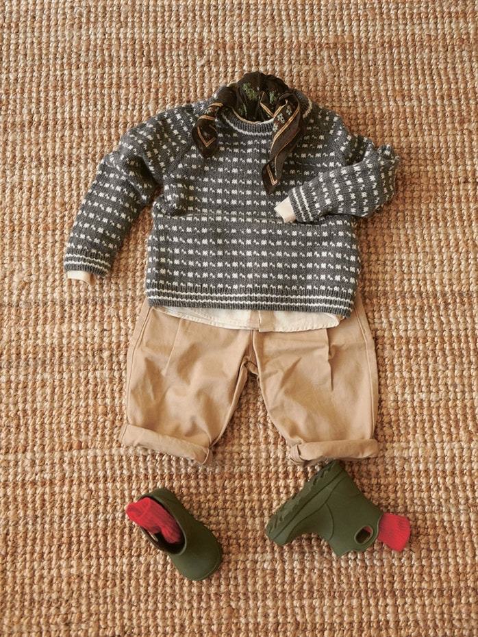 2512 - 3a - b Islender genser baby - Sandnes Garn