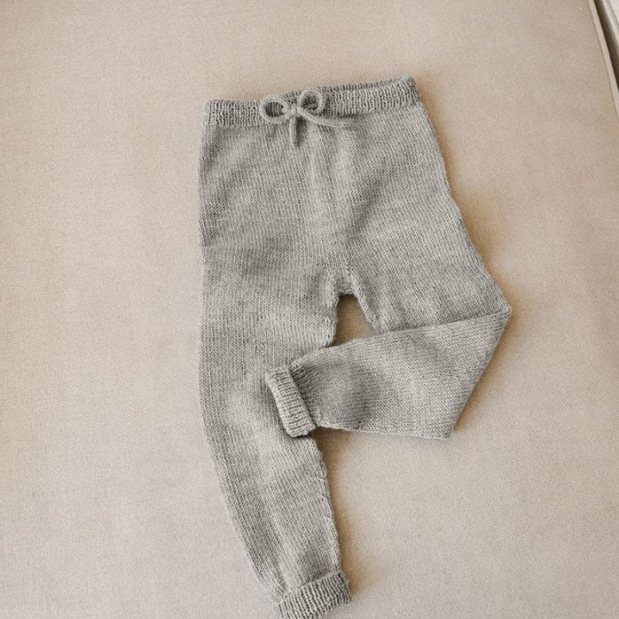 2512 - 4ab Lille bukse baby - Sandnes Garn