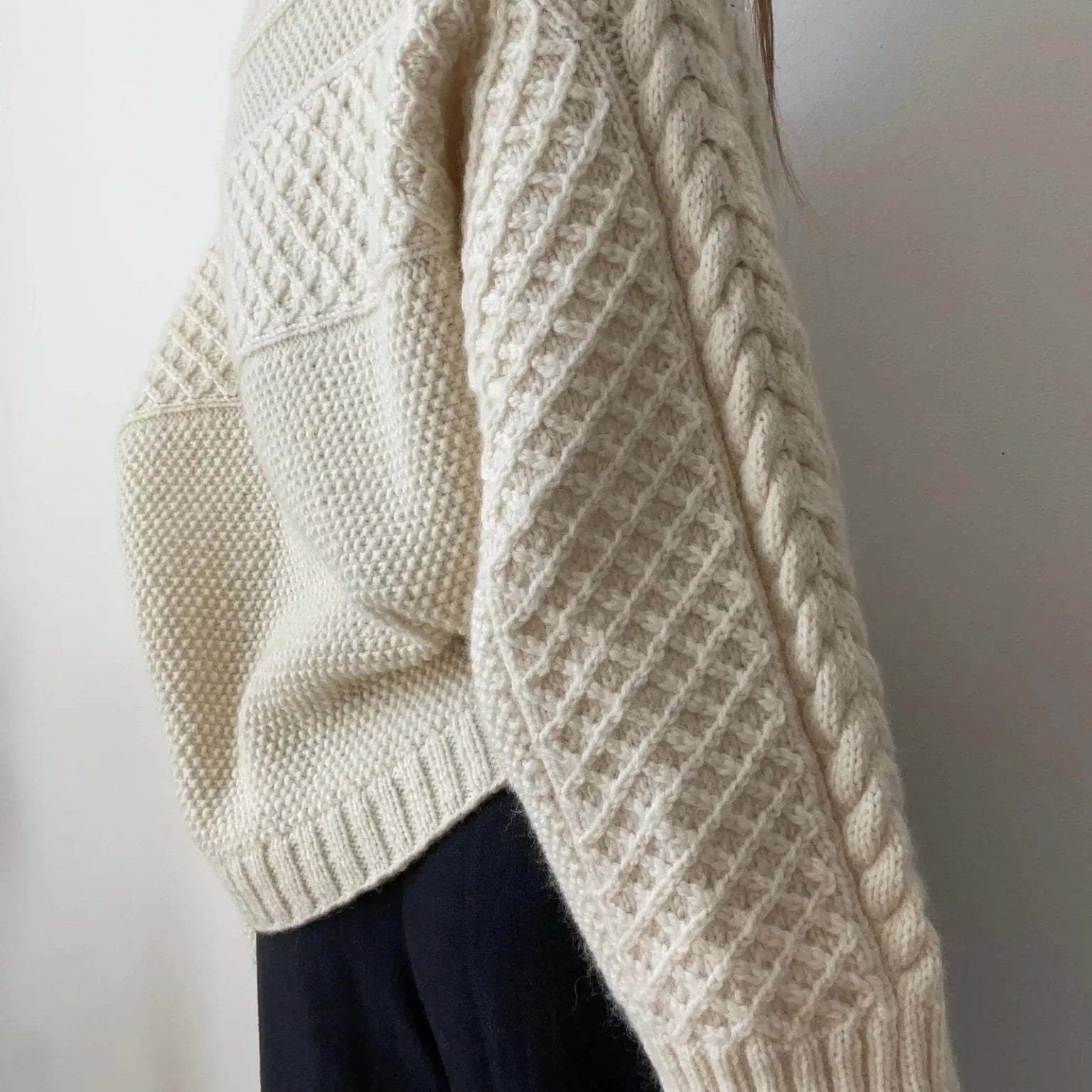 Taille 1 : 14 pelotes 001 - Natur 440 - 1 Haraboji Cardigan - Modèle & laine Fivel de Rauma - Rauma
