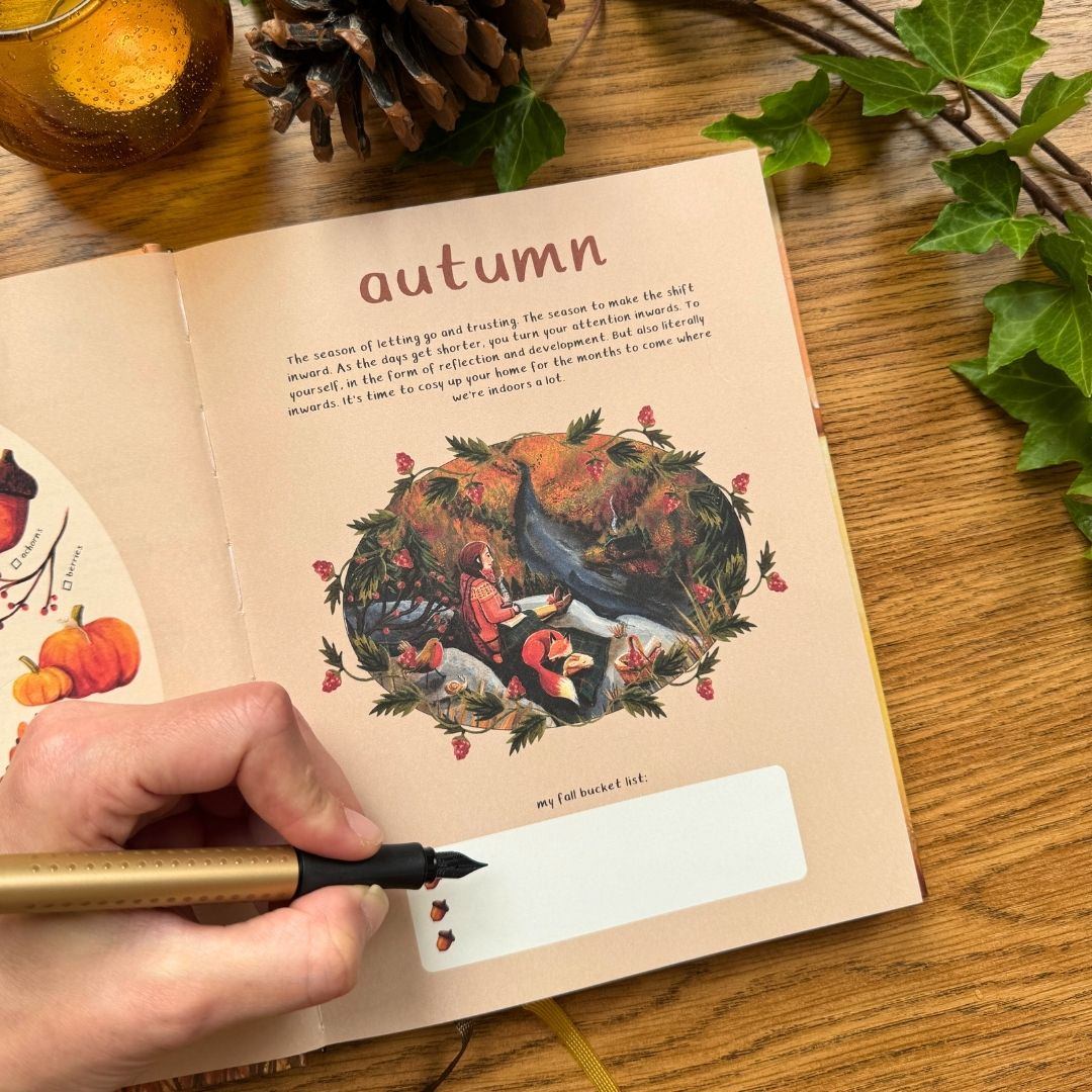 Celebrate the seasons - a new year Planner - Esther Bennink