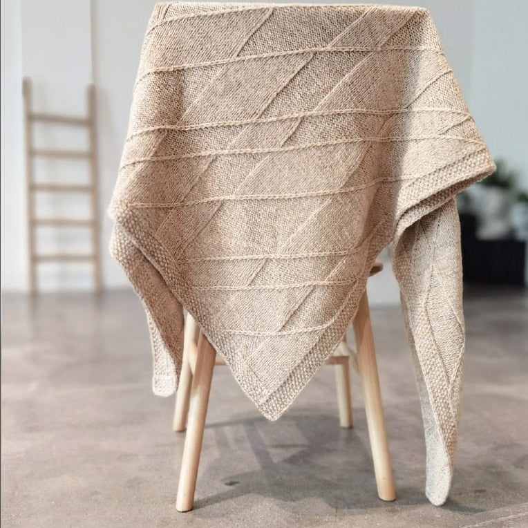 Issue 8 – Winter from the West & North - Life in the Long Grass