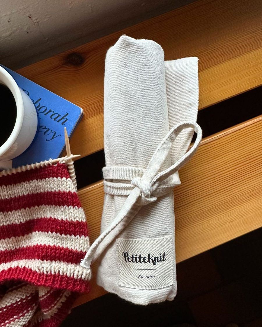 Knitter's Needle Case - Aiguilles Double - pointes – PetiteKnit - Petite Knit