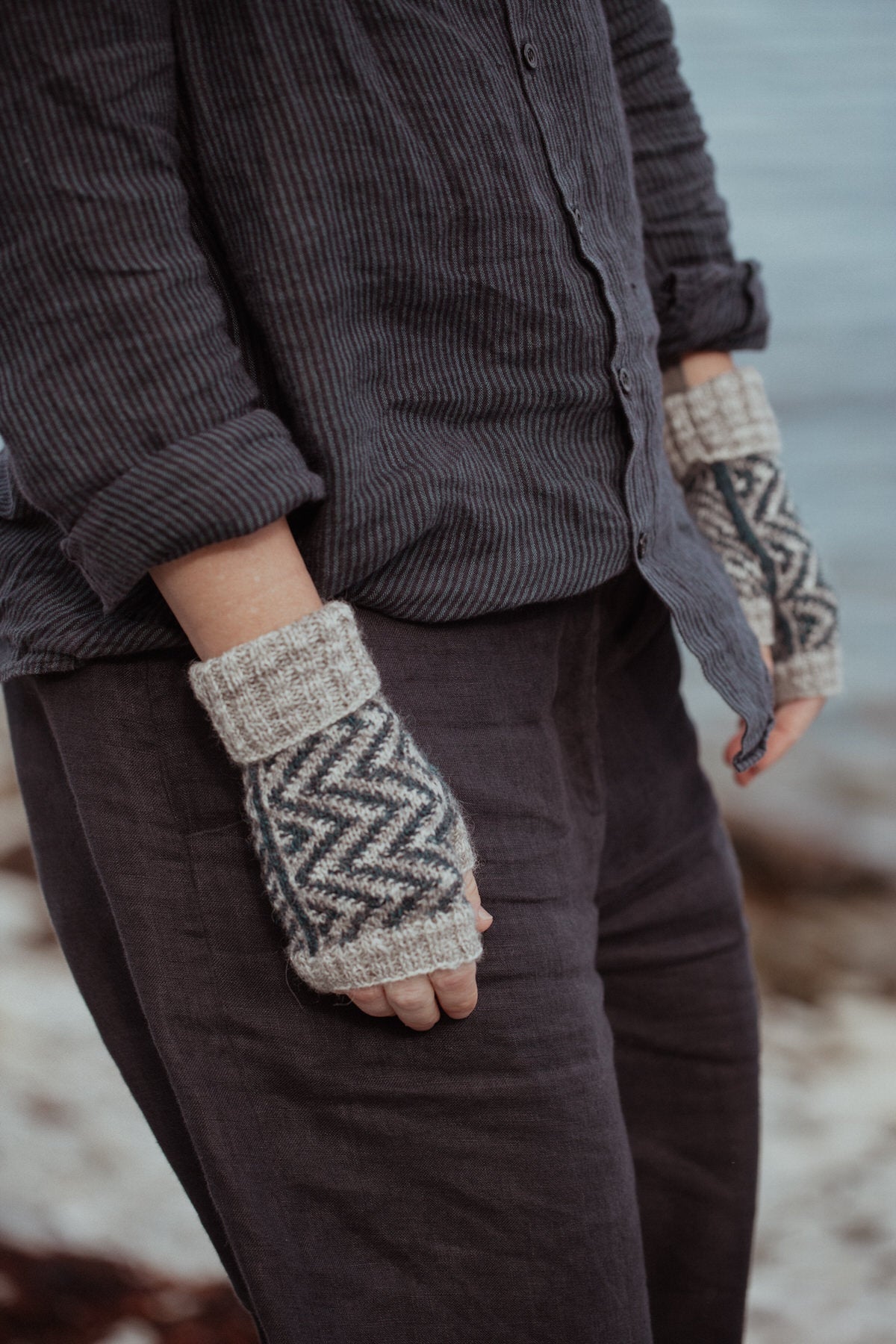 The Island and the Forest : A Knitted Correspondence - Laine Magazine