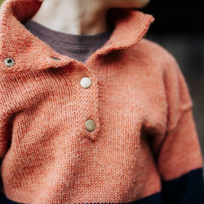 Trails & Valleys: Knitwear for Family Adventures - Précommande - Laine Magazine