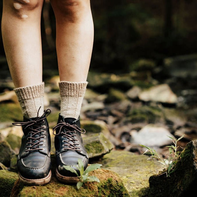 Trails & Valleys: Knitwear for Family Adventures - Précommande - Laine Magazine