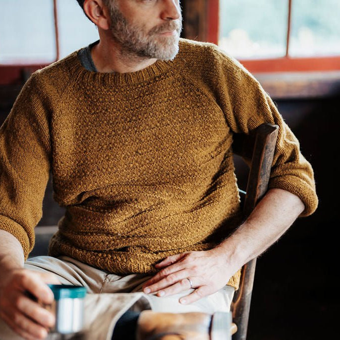 Trails & Valleys: Knitwear for Family Adventures - Précommande - Laine Magazine