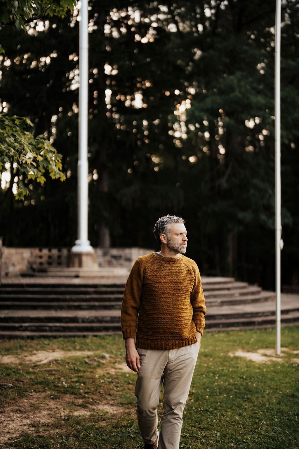 Trails & Valleys: Knitwear for Family Adventures - Précommande - Laine Magazine