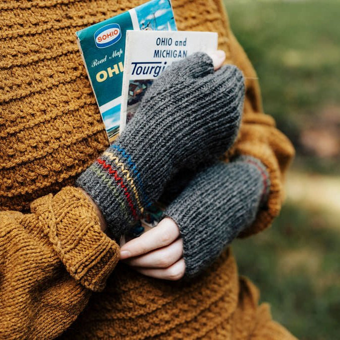 Trails & Valleys: Knitwear for Family Adventures - Précommande - Laine Magazine