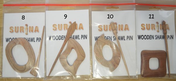 BROCHES EN BOIS Modèle 1 - Surina