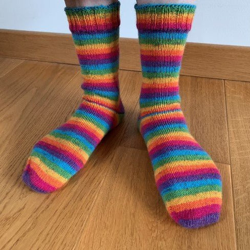 KIT CHAUSSETTES - COMPOTE A L'ARC EN CIEL 811-Passionfruit Cooler - Laine et Tricot