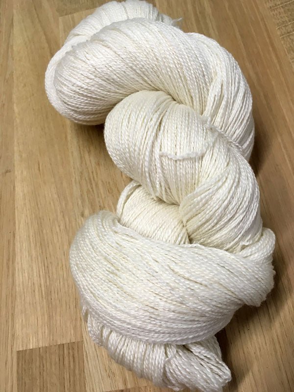 LUSH LITE LACE - Laine à teindre - Laine à teindre