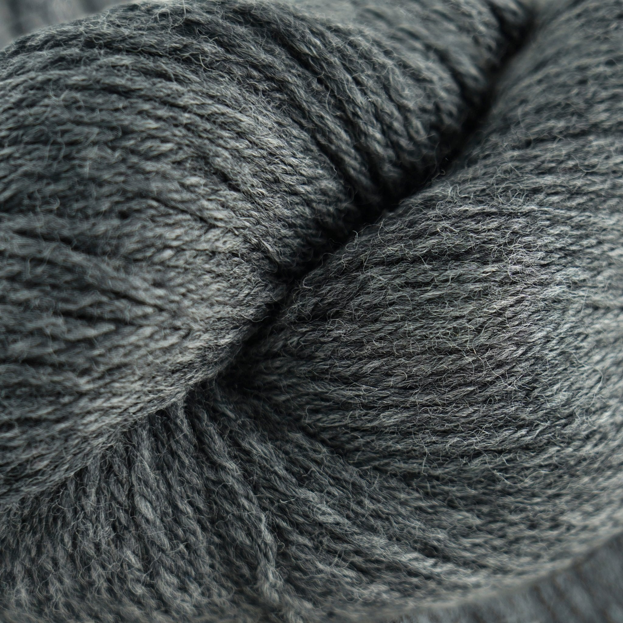 8400 - Gris 220 HEATHERS - Cascade Yarns