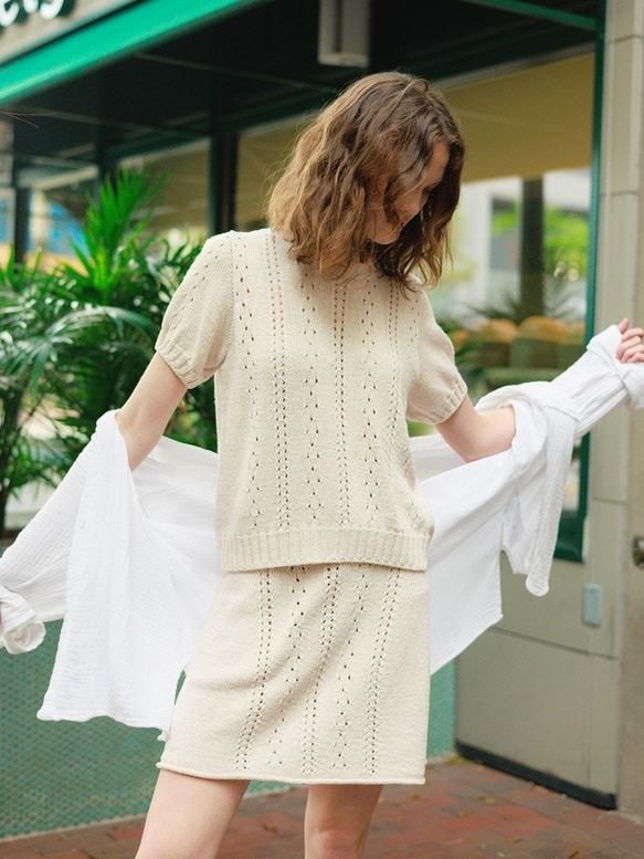 2404-09 Cornelia Tee (a) and Skirt (b) - Modèle - Sandnes Garn