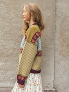 2510 - 1 Blome damegenser - Sandnes Garn