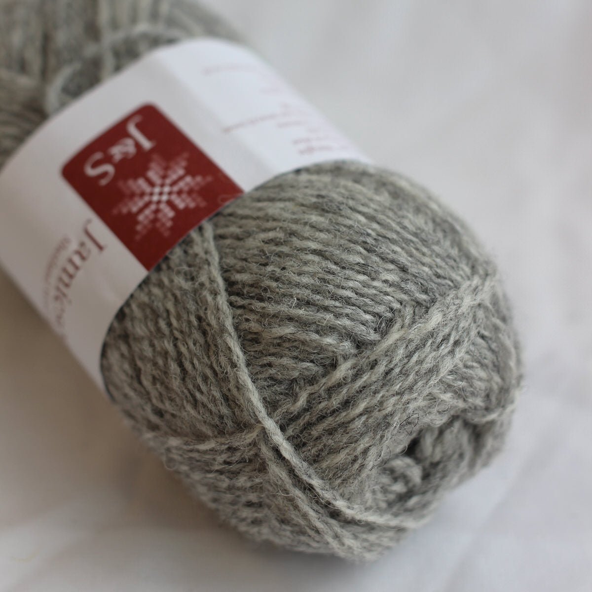 203 2PLY JUMPER WEIGHT - Jamieson & Smith