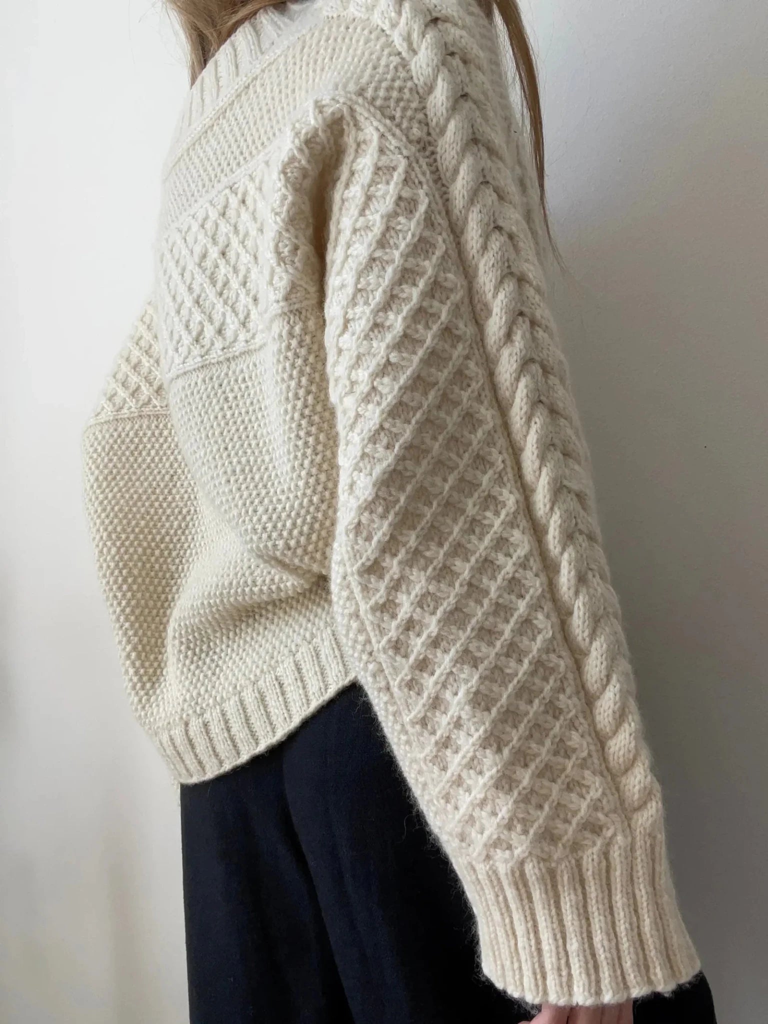 Taille 1 : 14 pelotes 001 - Natur 440 - 1 Haraboji Cardigan - Modèle & laine Fivel de Rauma - Rauma