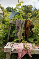 52 Weeks of One-Skein Knits - Précommande - Laine Magazine