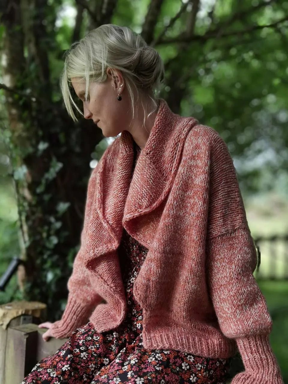 Issue 7 – Into the Hills Cabin Living - Life in the Long Grass