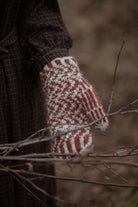 The Island and the Forest : A Knitted Correspondence - Laine Magazine