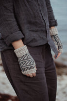 The Island and the Forest : A Knitted Correspondence - Laine Magazine