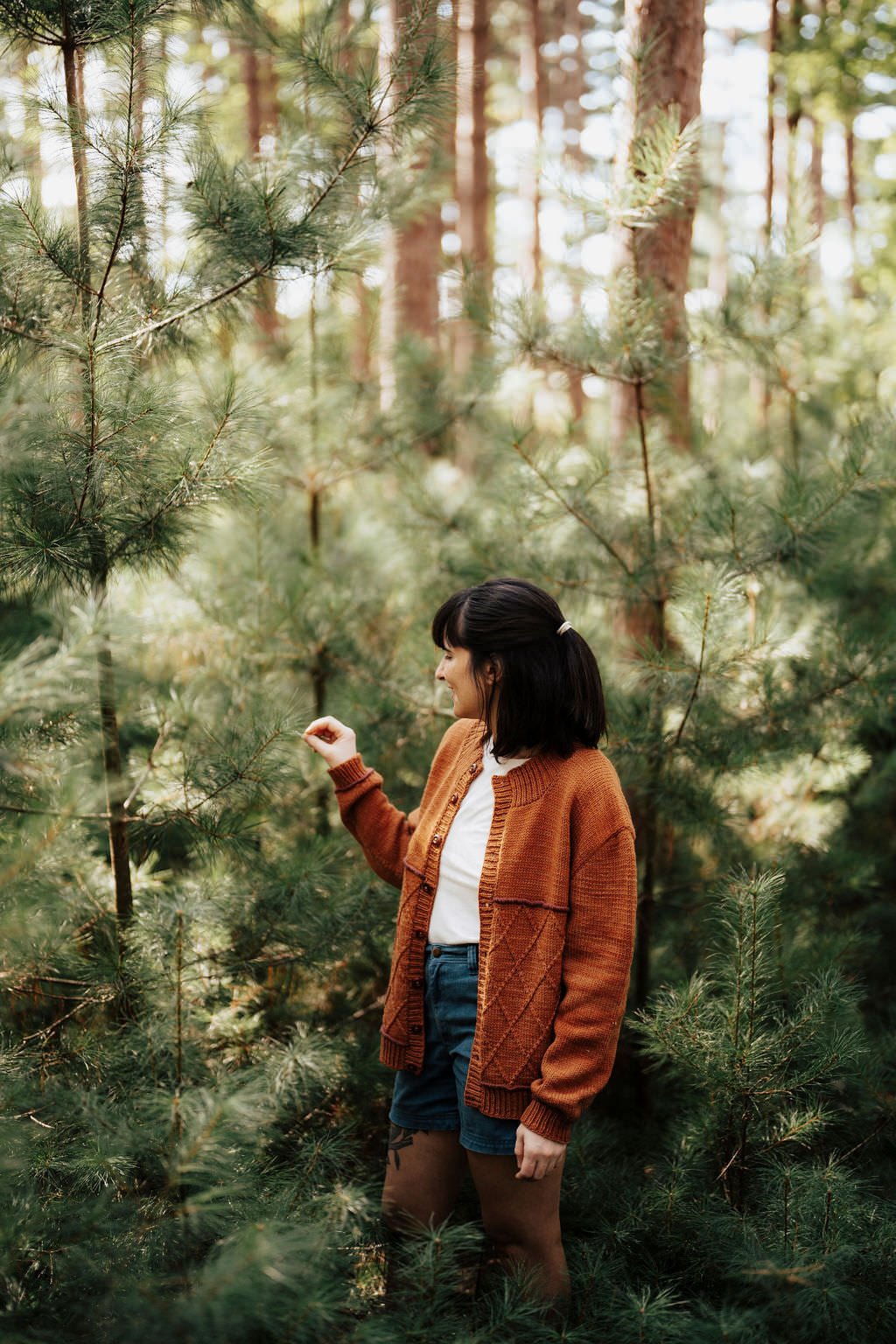 Trails & Valleys: Knitwear for Family Adventures - Précommande - Laine Magazine