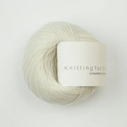 Cream Compatible Cashmere - Knitting for Olive