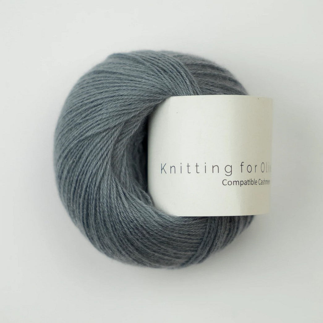 Compatible Cashmere Dusty Dove Blue - Knitting for Olive