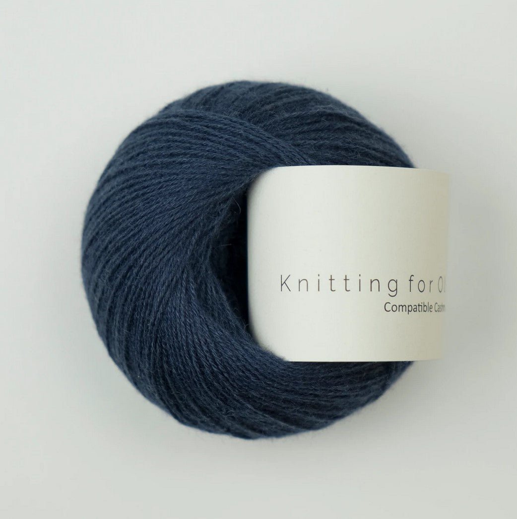 Compatible Cashmere Navy Blue - Knitting for Olive