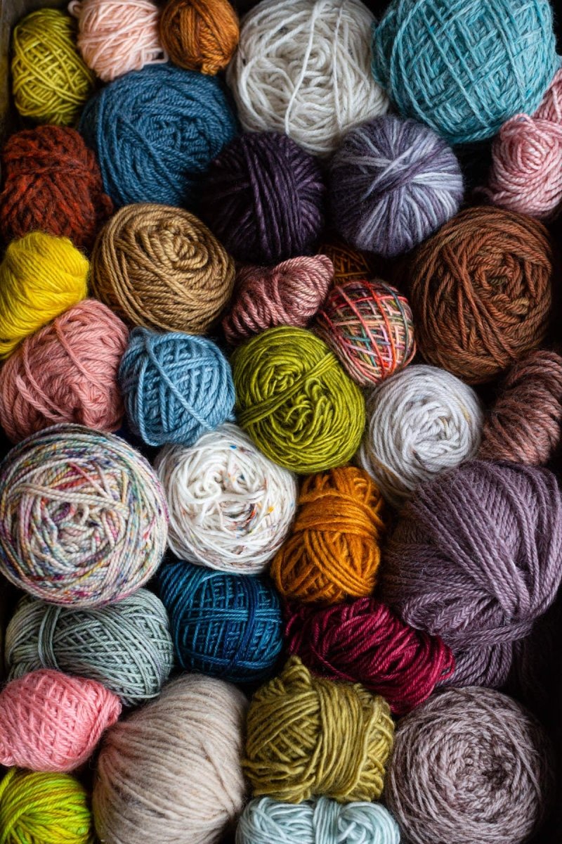 Embroidery on Knits Neuf intact - Laine Magazine