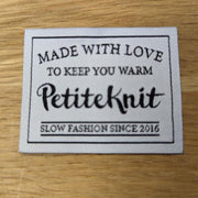 Made with Love To Keep you Warm Etiquette en tissu PetiteKnit - Petite Knit