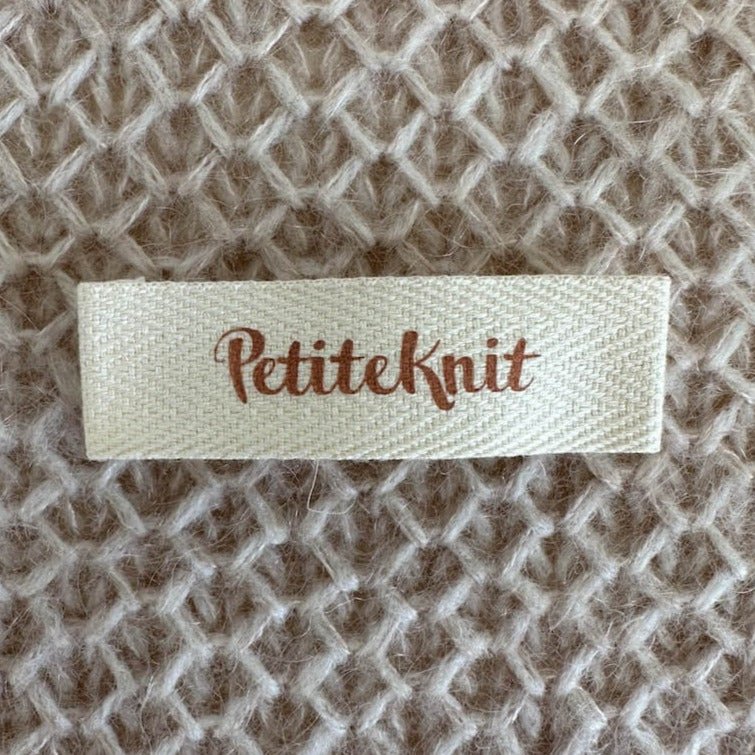 Etiquette en tissu PetiteKnit Petite Knit Marron Biscuit - Petite Knit