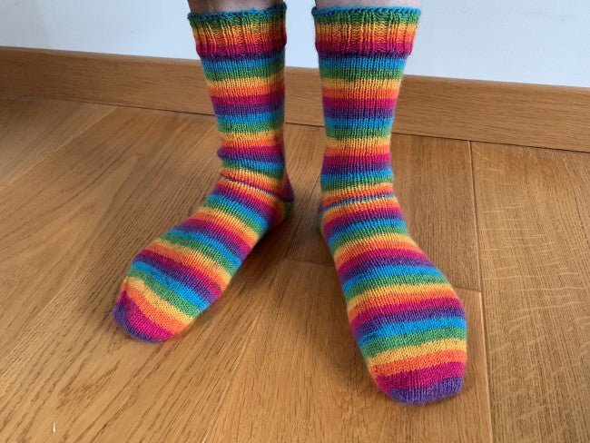 KIT CHAUSSETTES - COMPOTE A L'ARC EN CIEL 811-Passionfruit Cooler - Laine et Tricot