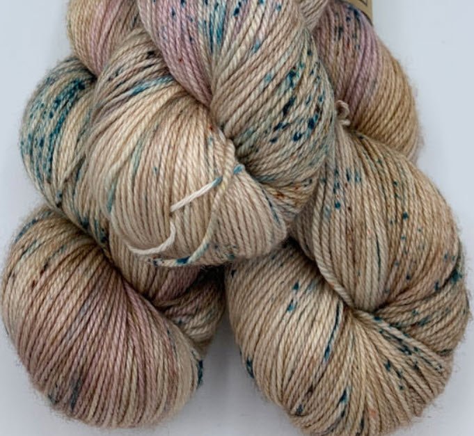 PASHMINA Antique Lace - Madelintosh