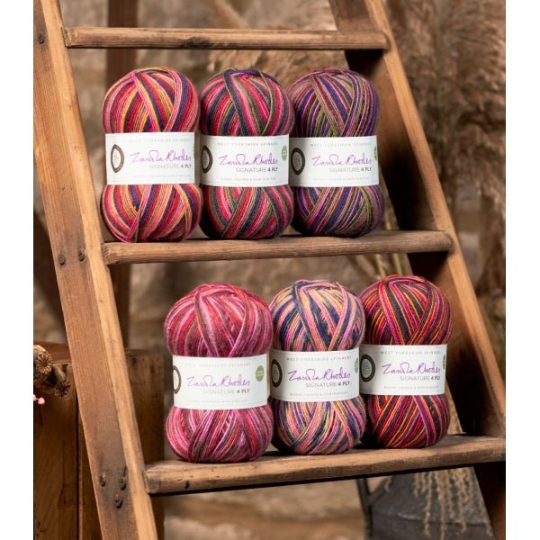 SIGNATURE 4PLY – ZANDRA RHODES 1022-Bluebell Mist - West Yorkshire Spinners