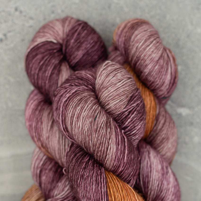 TOSH MERINO LIGHT L-Z Love The Wine You’re With - Madelintosh